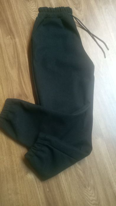 Жіночі вельветові джогери на флісі