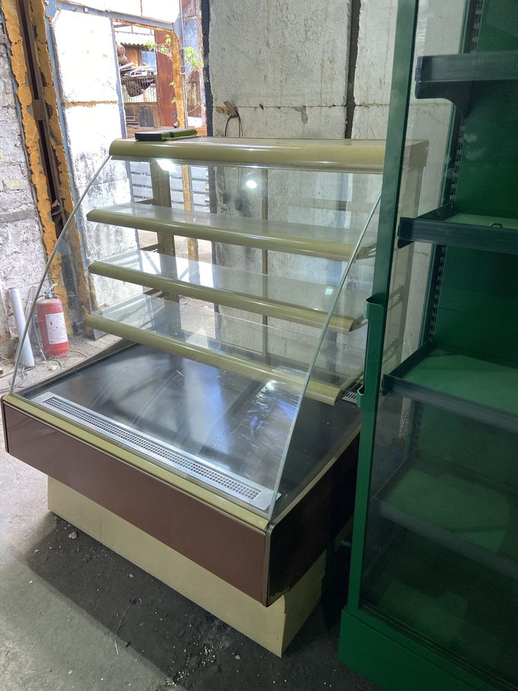 Морозильный шкаф Витрина Холодильник для напитков б/у Регал