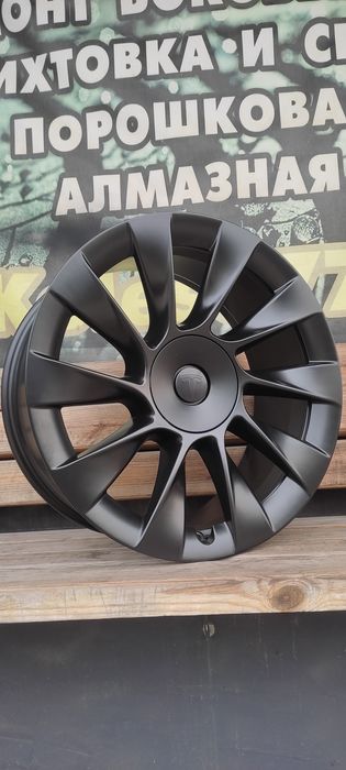 777 Новые диски R20 5/114.3 Tesla Model Y