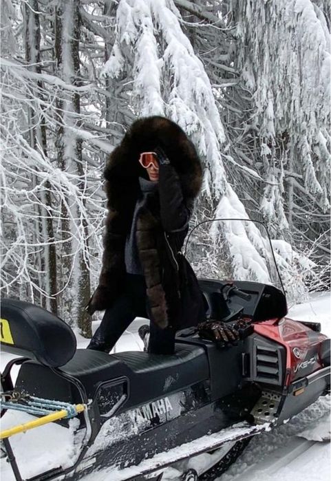 Парка зимова з натуральним хутром розмір XS -S - M