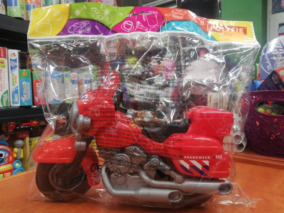 Motor strażacki firmy Polesie