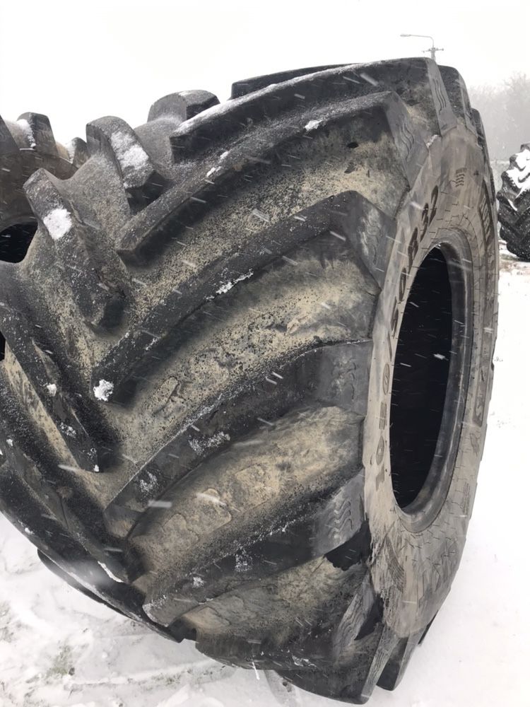 Opona rolnicza 1050/50R32 BKT