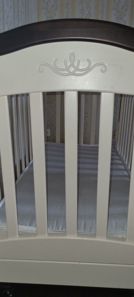 Продам ліжечко Angelo LUX 4 крем-горіх з матрасом