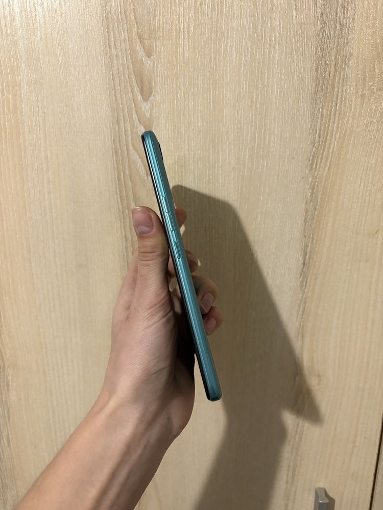 Телефон Tecno SPARK 8C