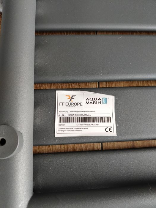 Grzejnik łazienkowy pionowy, 150*45