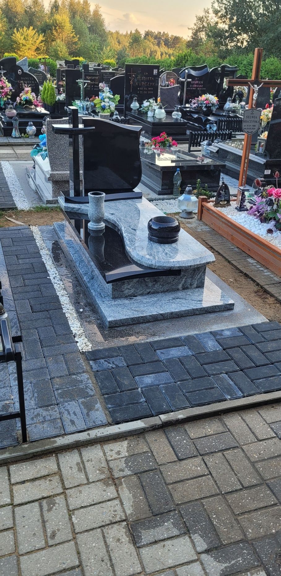 Nagrobki granitowe + Projekt T Flex Kamieniarz 3D!