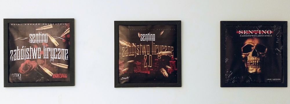 3 plakaty albumów Sentino + 3 ramki