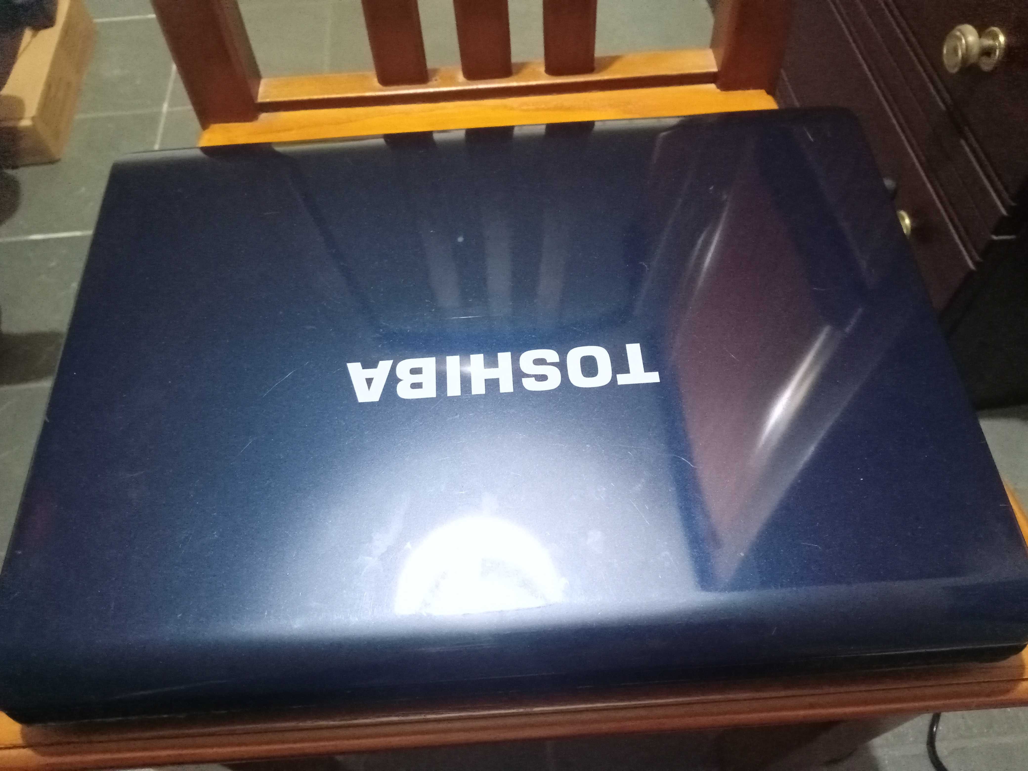 Portátil Toshiba Satellite A200