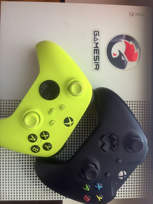 Xbox one s plus dwa pady