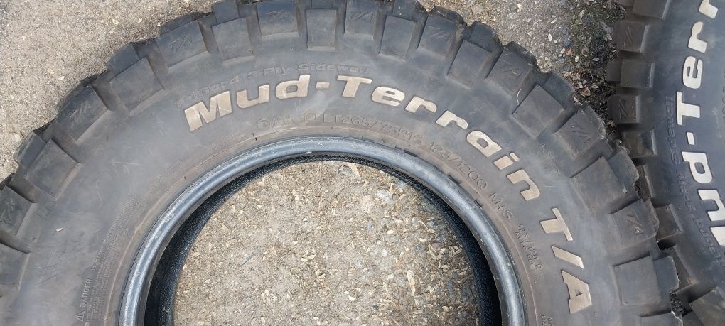 Всесезонні шини 265/75 r16 BFGoodrich Mud Terrain