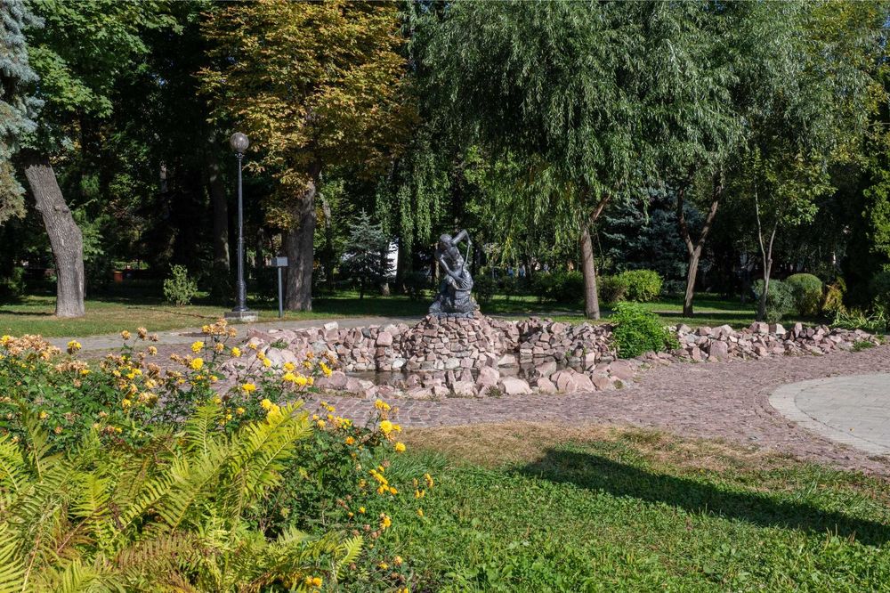 Сдам офис , центр, парк, метро, Терещенковская,13