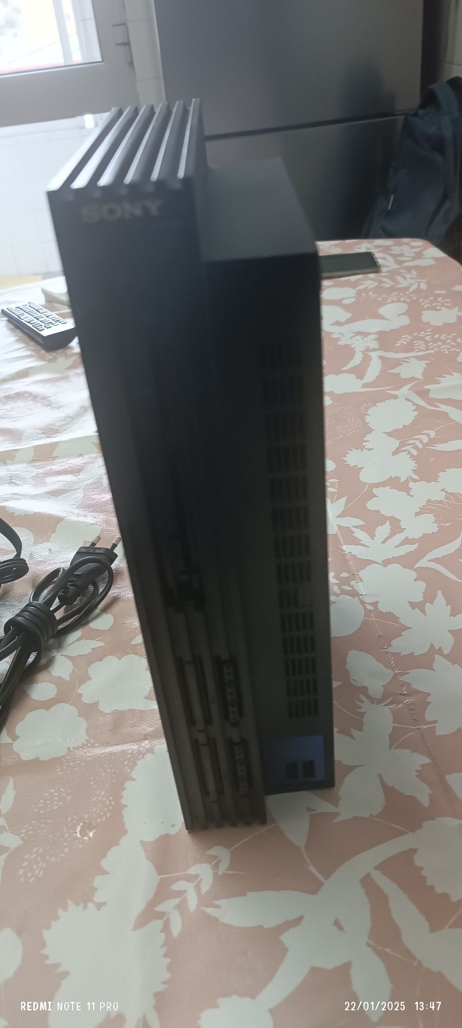 Vendo ps2 com cabos e sem comandos
