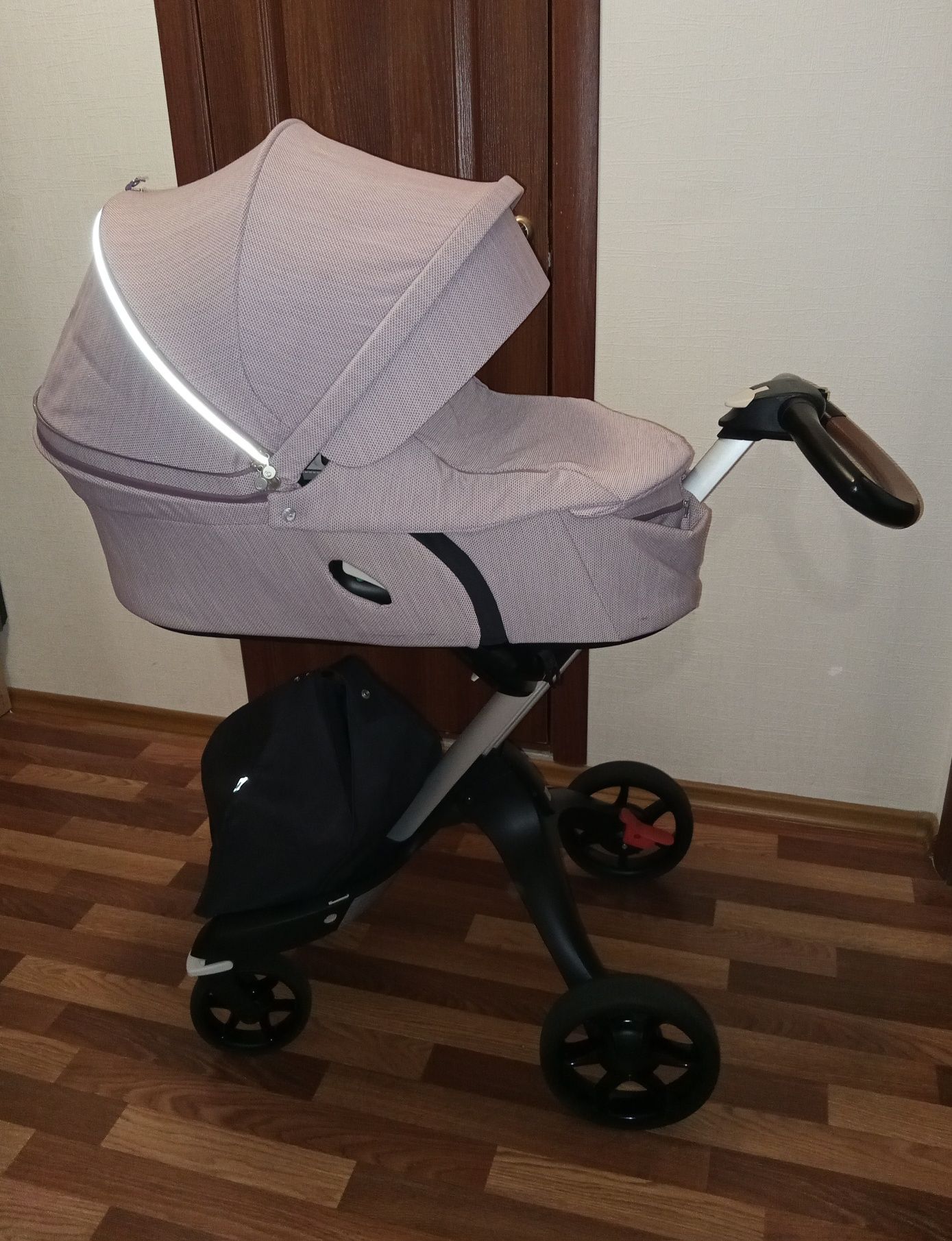 Коляска Stokke Xplory V6 2 в 1 стан ідеал