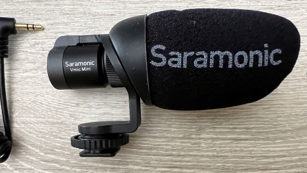 Microfone SARAMONIC mini