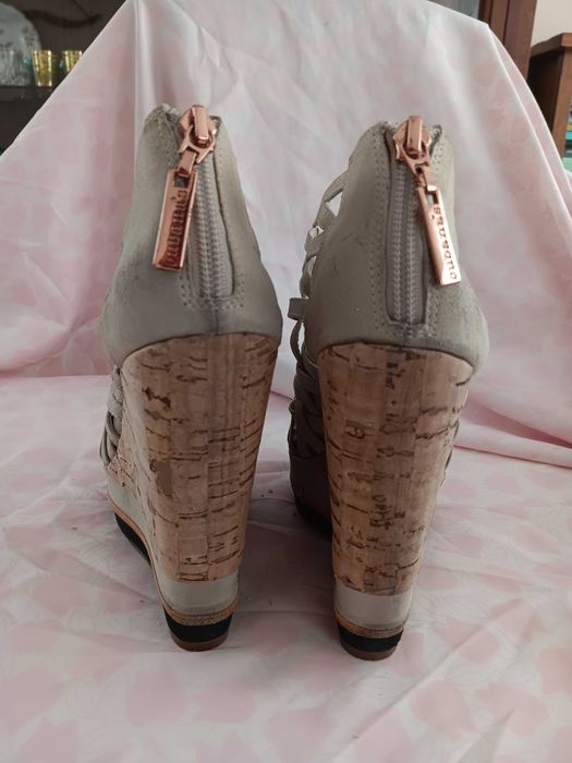 Sandálias de cunha em cortiça Cubanas