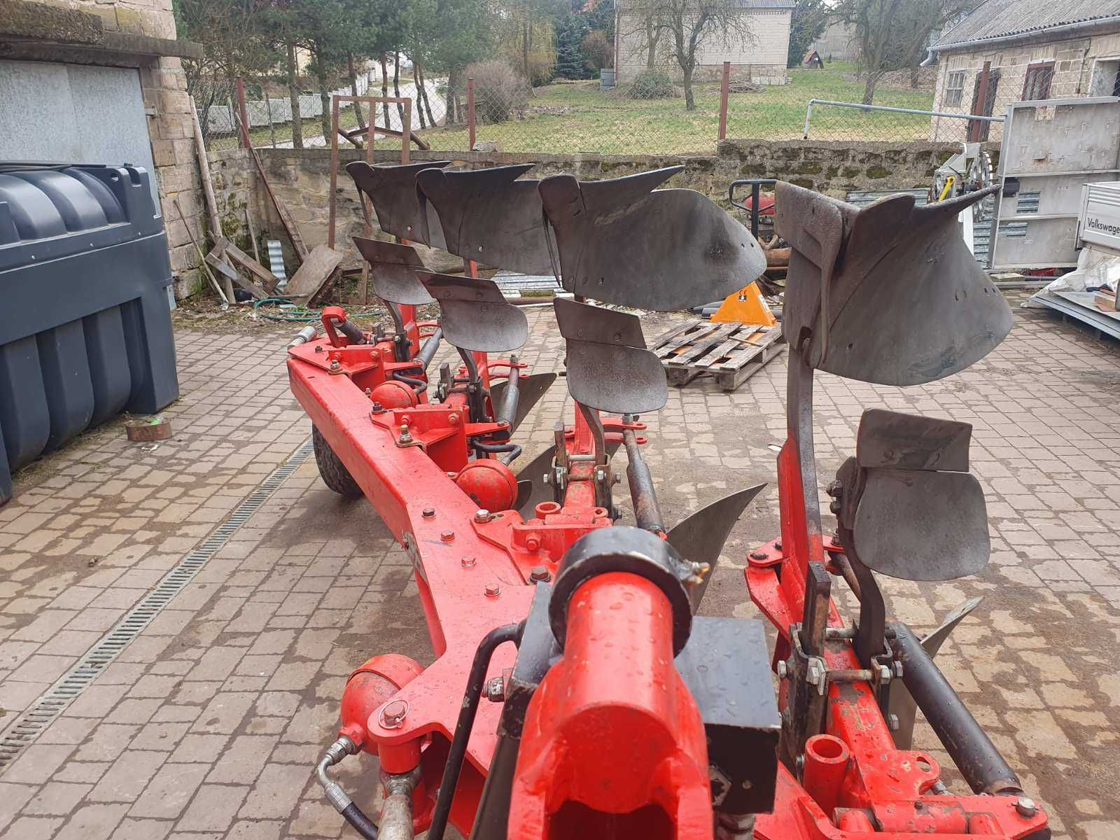 Pług obrotowy 4 skibowy MF Overum 4x45 lekki, długie odkładnice.