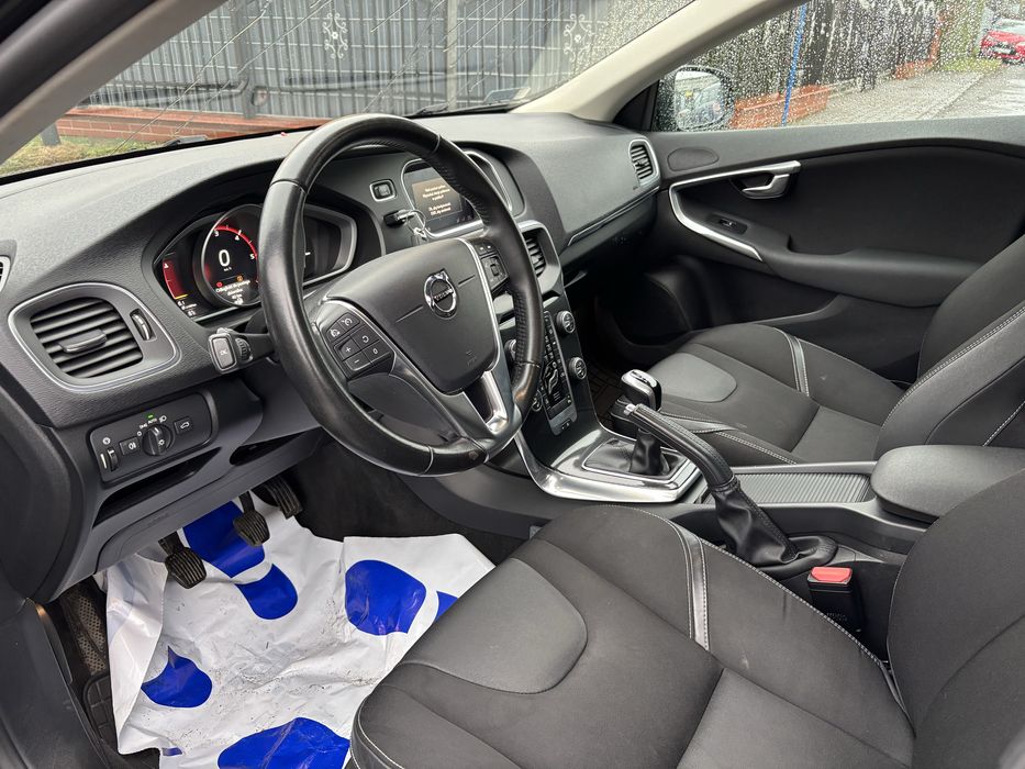 Volvo v40 2.0 diesel