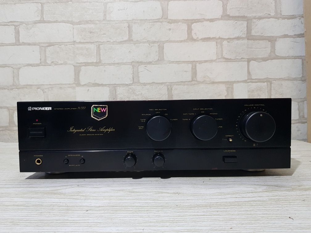 Стерео підсилювач/усилитель  Pioneer A-337 2x90Вт б/у з Німеччини+1