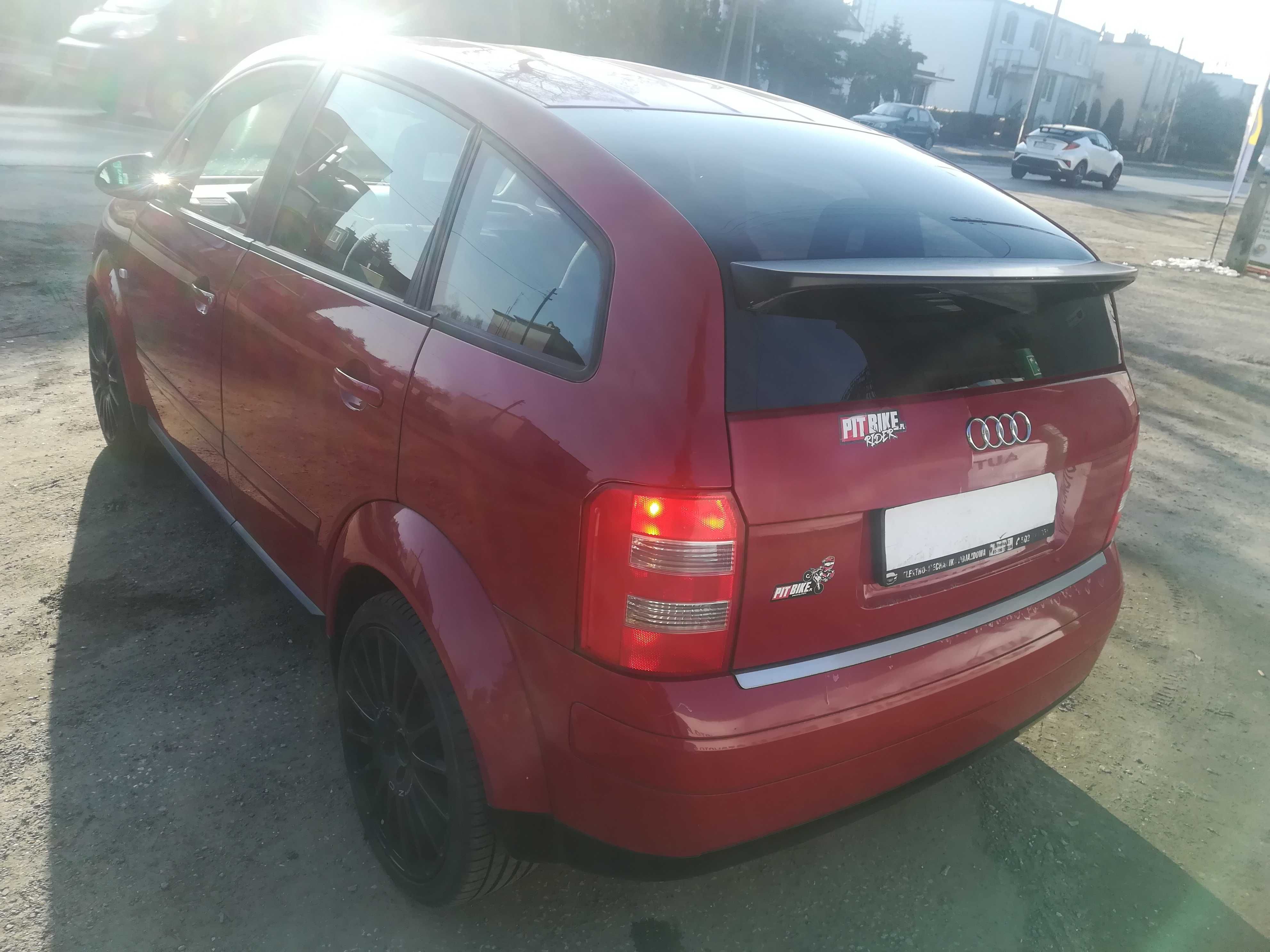 AUDI A 2 1,6 Fsi  2002r klima ładne alu serwis raty zamiana