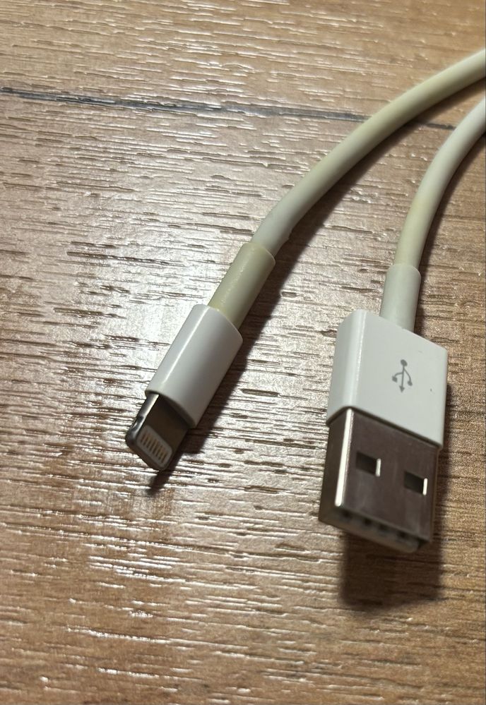 Кабель Lightning