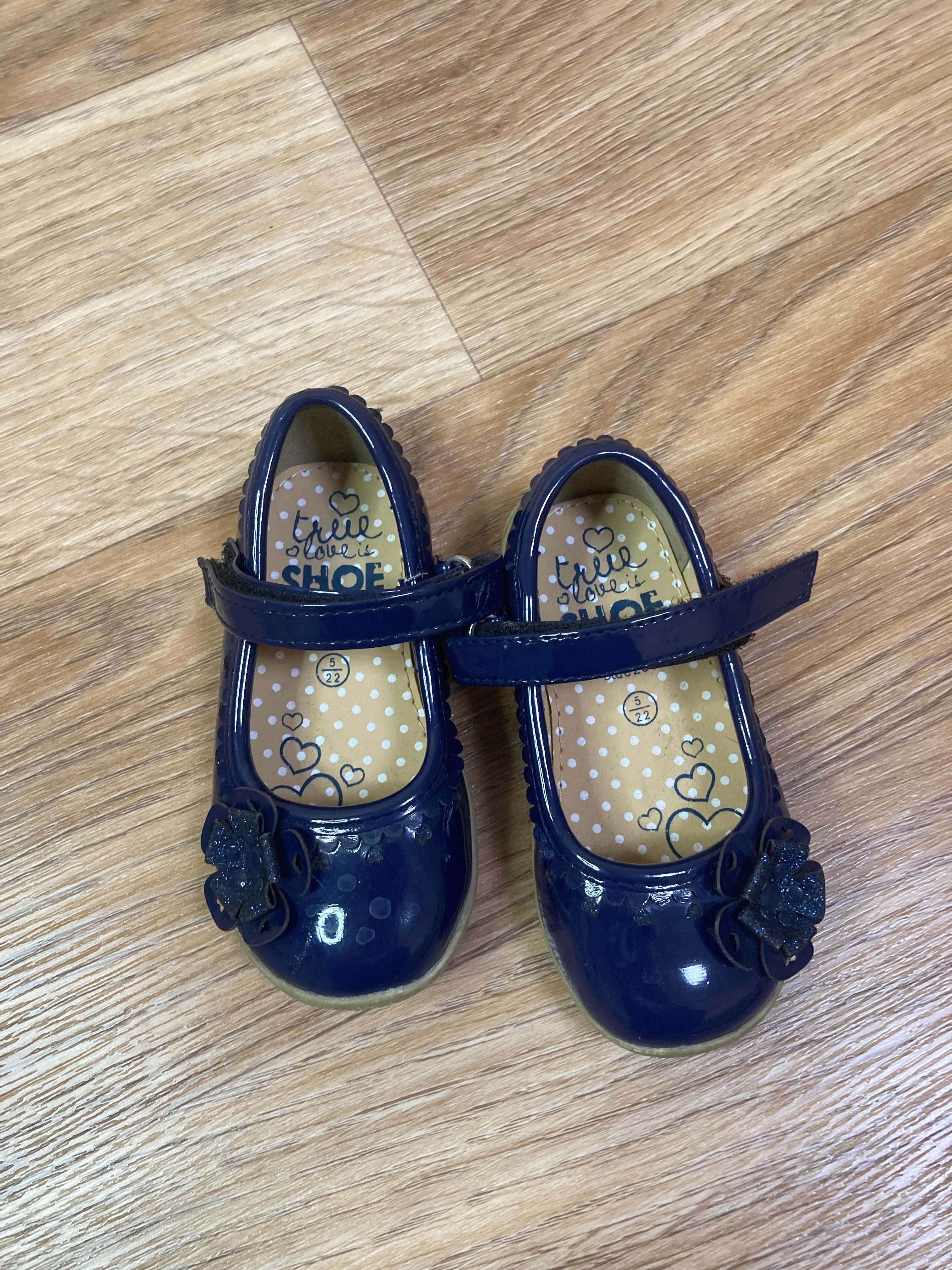 Туфельки детские / туфли для девочки
Bluezoo