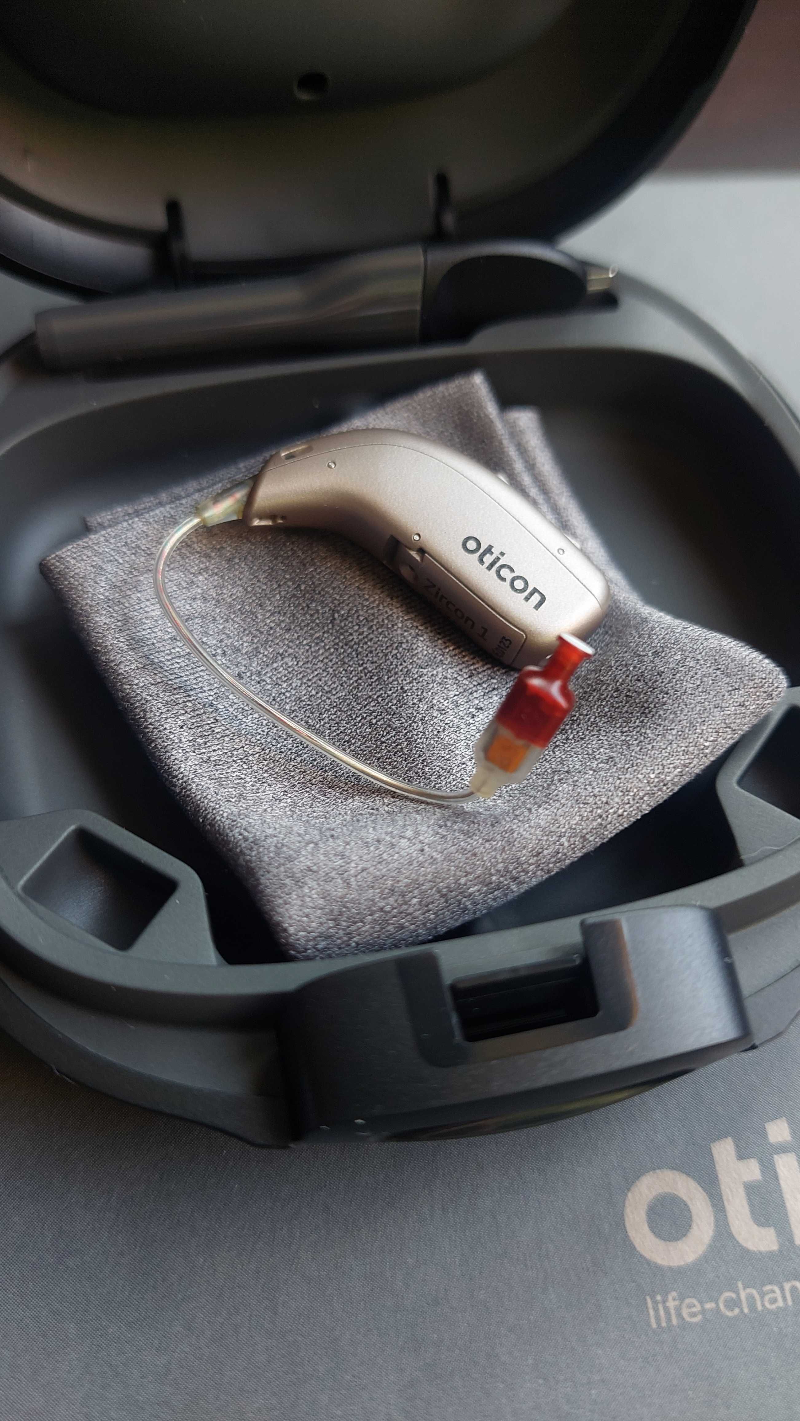 Aparaty słuchowe Oticon Zircon 1 miniRITE R +ładowarka(używane 2 m-ce)