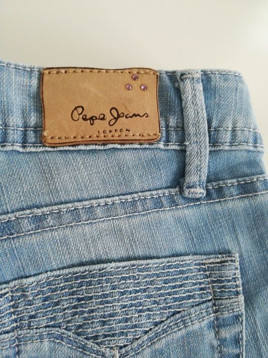 Spodnie Pepe Jeans na 8 lat jeansy, dżinsy