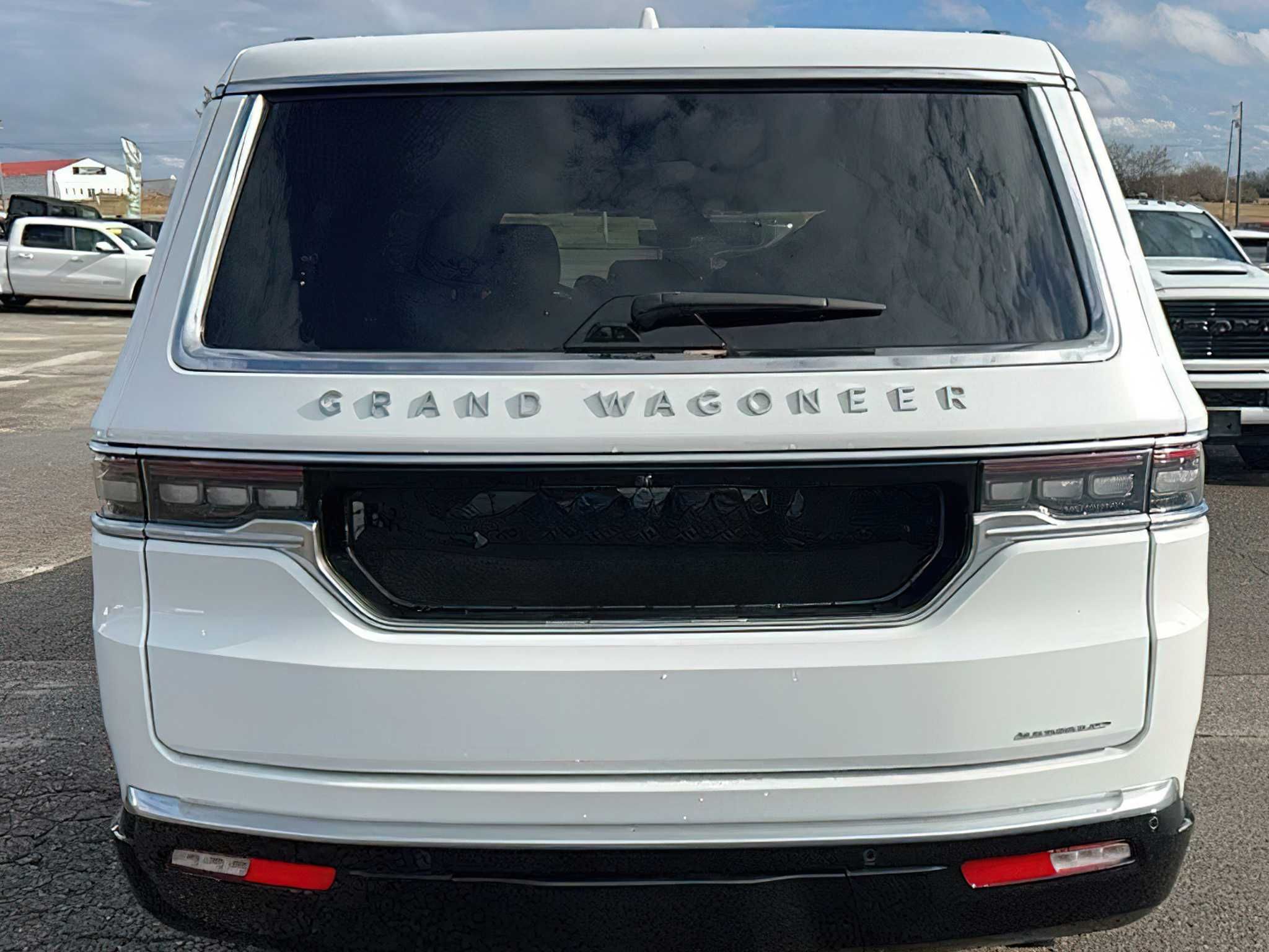 Jeep Wagoneer SERIES II  2023
