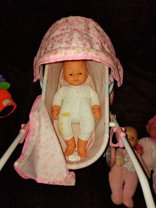 Коляска + 3 пупса