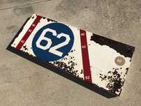 Placa antiga vintage regro esmaltada anos 90 (numero de porta)