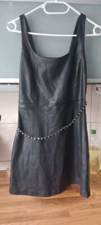 Czarna skórzana sukienka