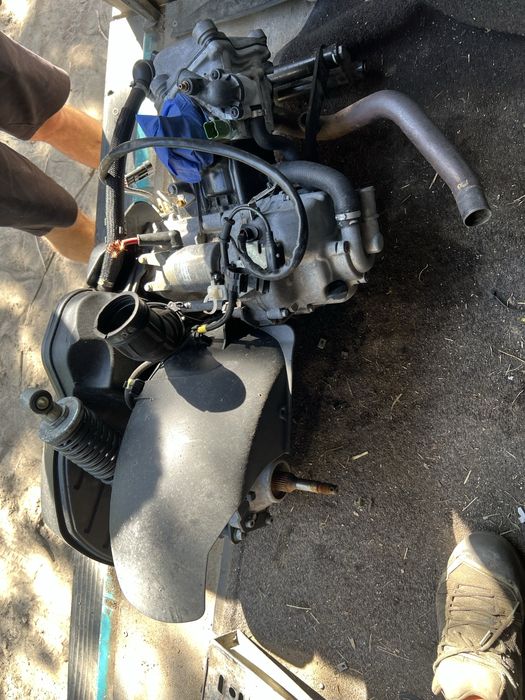 Piaggio mp3 300 silnik