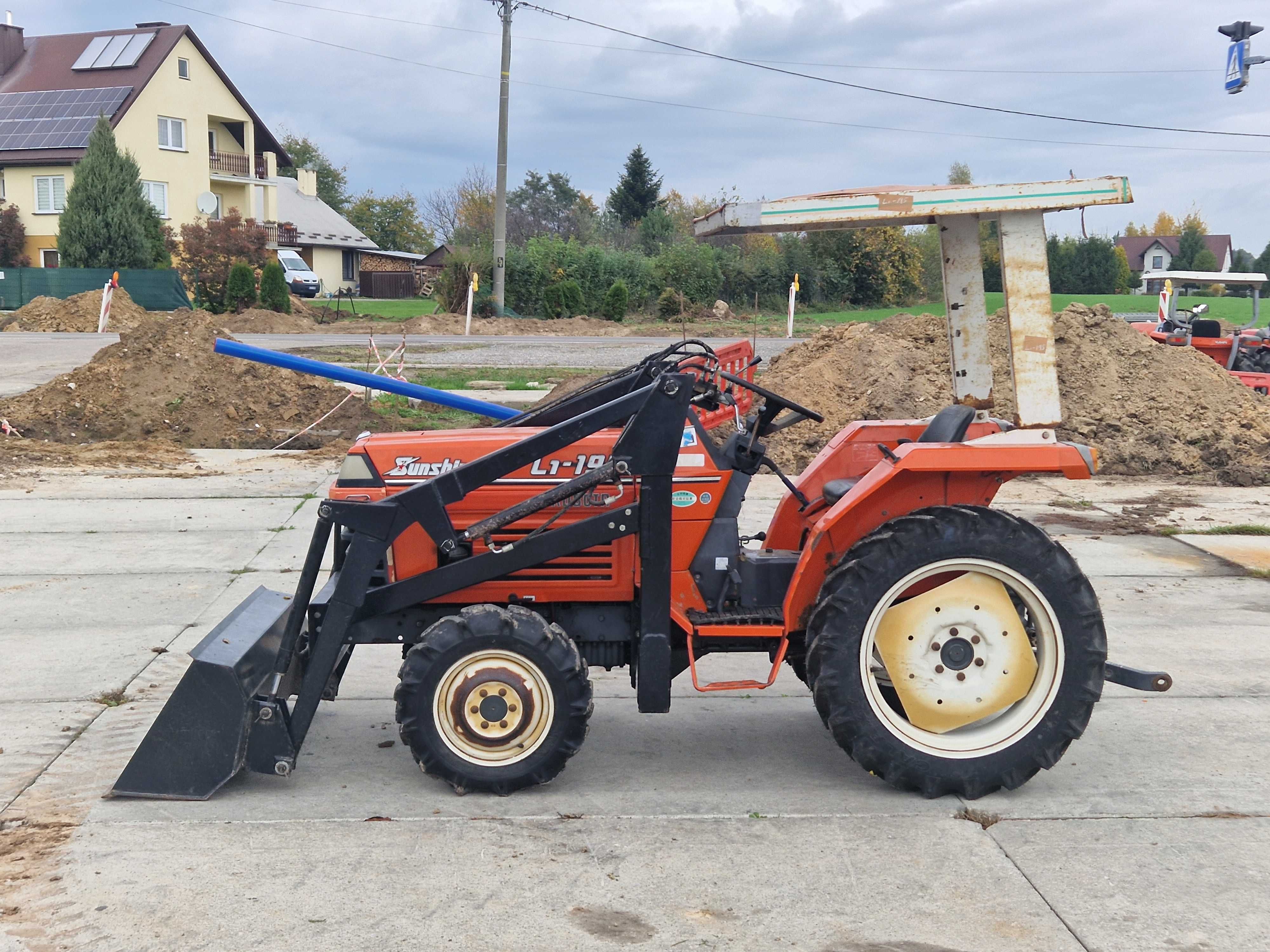 Traktorek japoński Kubota L1-195 z turem rewers 4x4