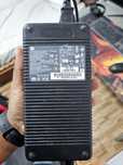 Carregador/transformador 230w HP