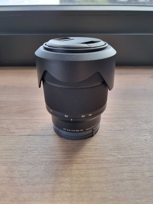 Об'єктив SONY FE 28-70 mm F3.5-5.6