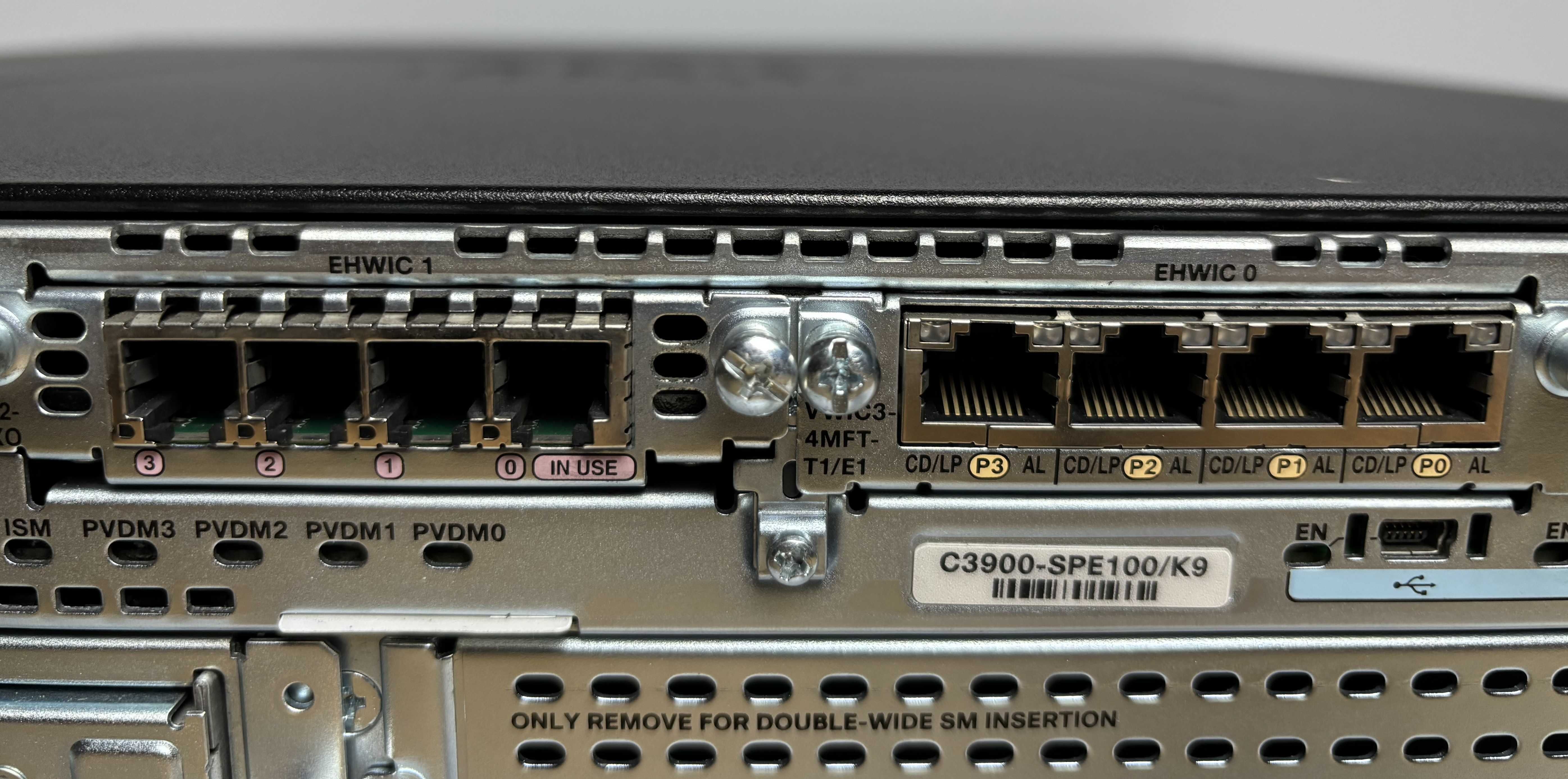 Маршрутизатор Cisco 3925 с большим кол-вом модулей расширения