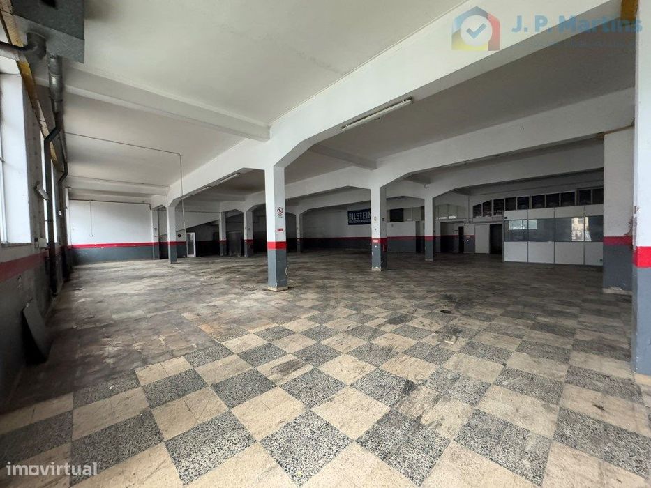 Armazém para arrendamento, Amora