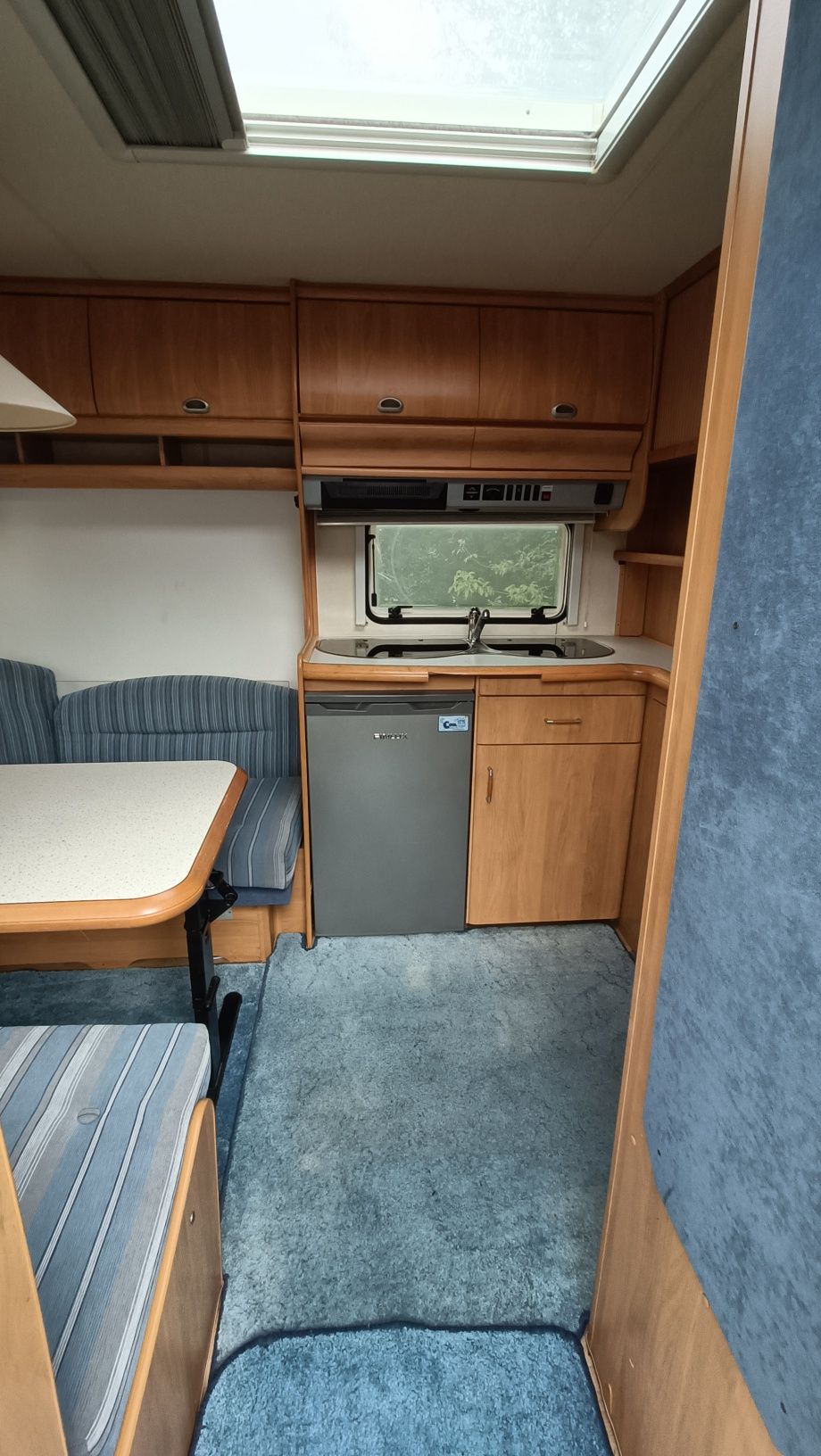 Przyczepa kempingowa na wynajem wynajm domek kemping camping hobby