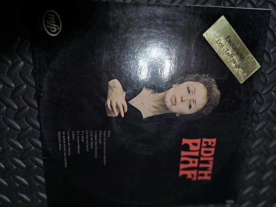 płyta winyl  Edith Piaf beż rys
