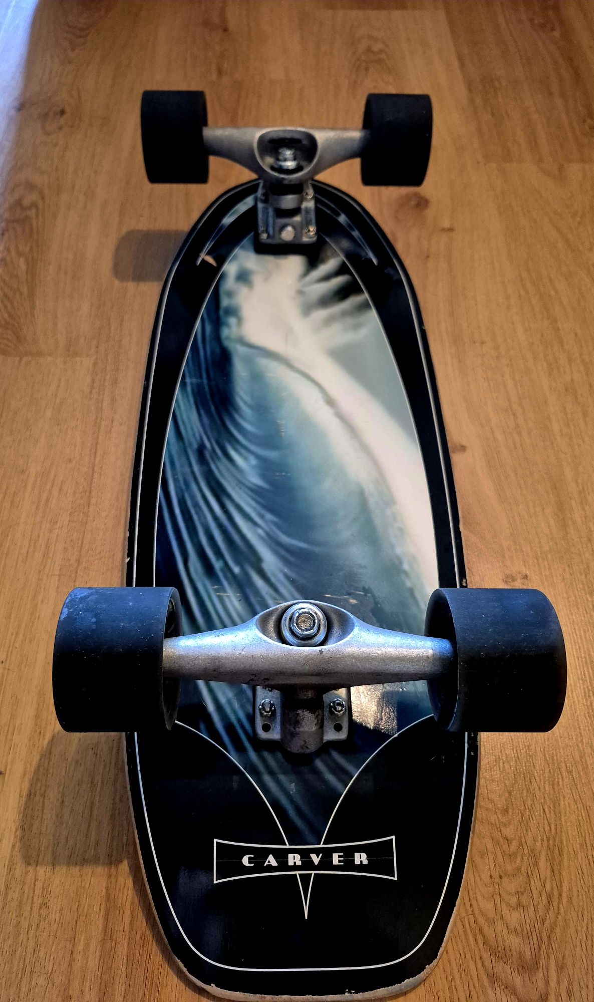 СЕРФСКЕЙТ CARVER SUPER SNAPPER C7
Розміри:9,625'' х 28'' (23 см х 71 с