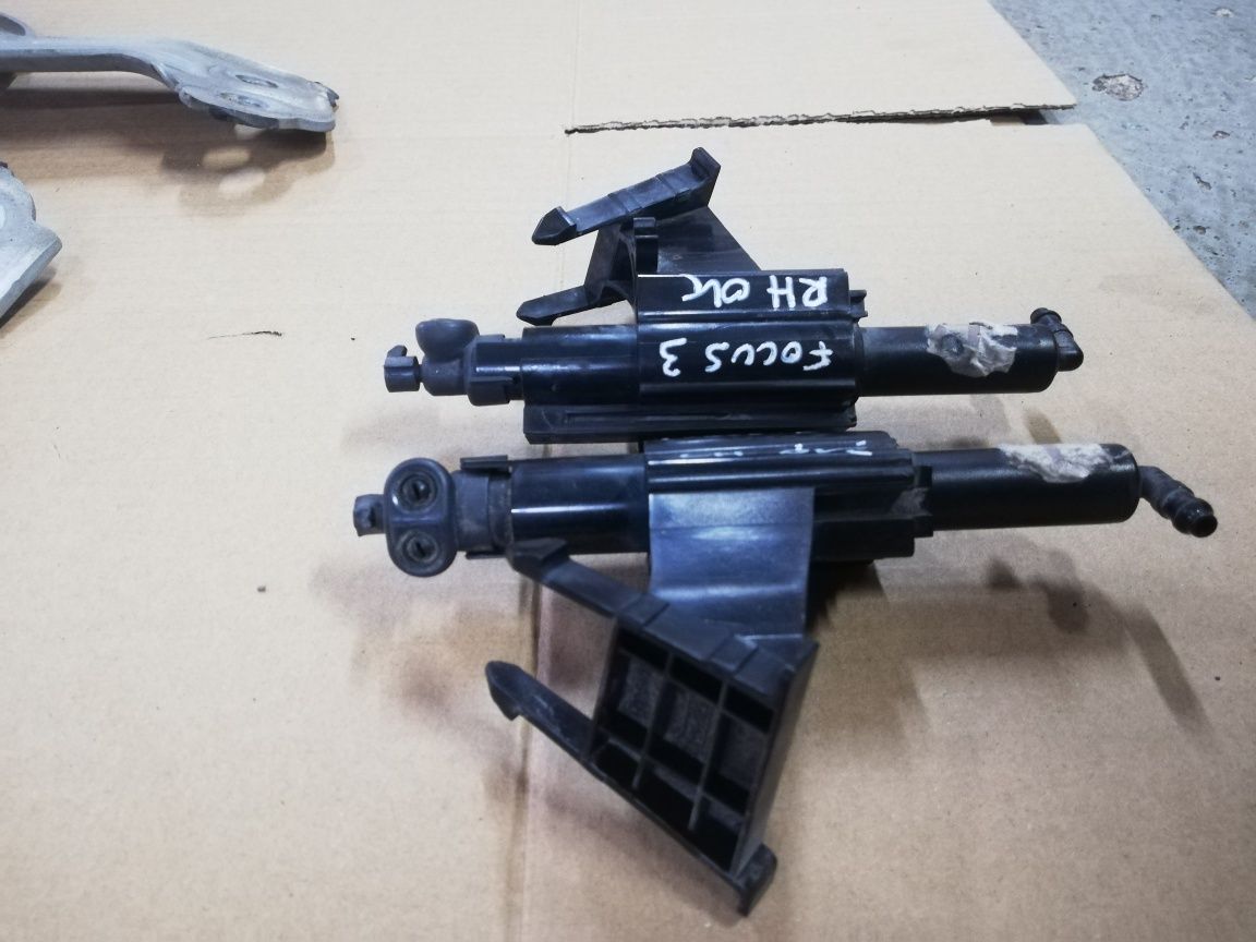 Dysza spryskiwacz xenon ksenon lamp prawa lewa Ford Focus mk3 III