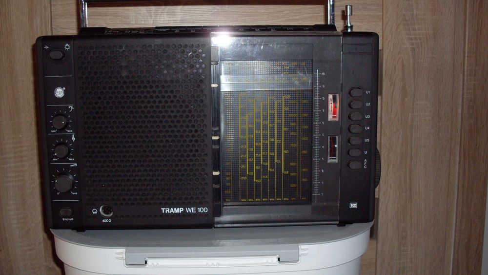 Radioodbiornik UNITRA tramp we 100