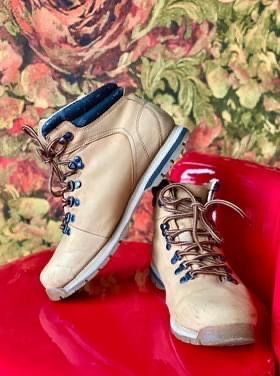 Ботинки CROPP кожаные. Ботиночки. Сапоги. Ботинки по типу Timberland