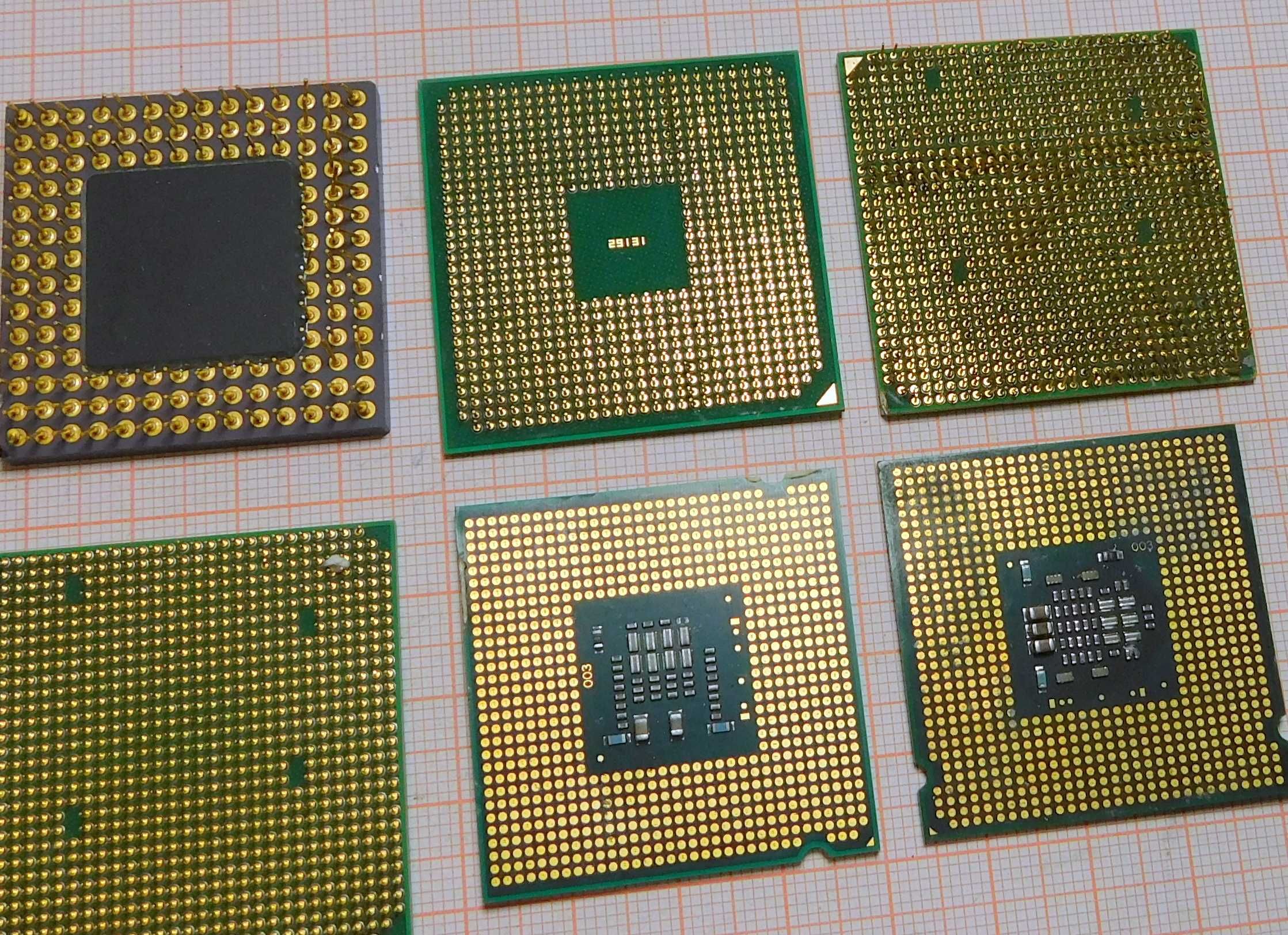 Części elektroniczne procesor złocone ok 85g odzysk [038]