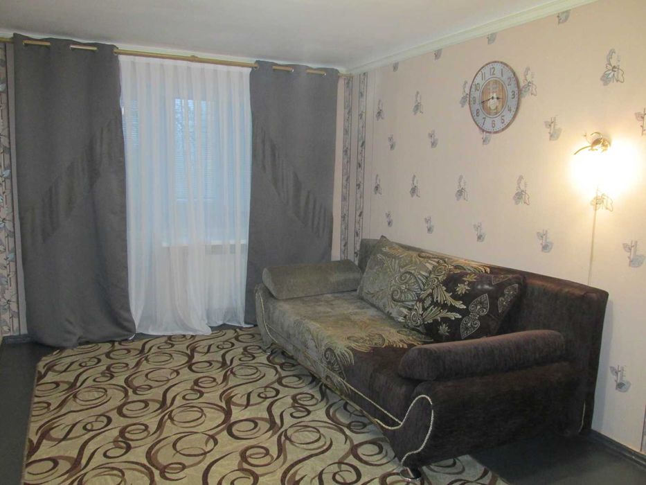 Здам 2 кімнатну квартиру по вул. Перспективній ( р-н площі Соборної )