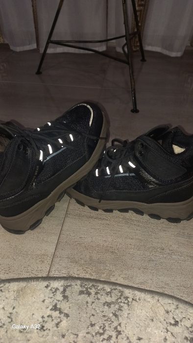 Дитячі черевики для хлопчика