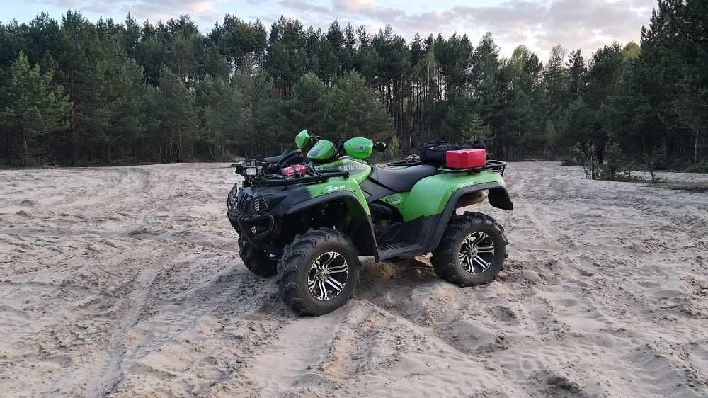 QUAD 4x4 ArcticCat 650 V2 kawasaki  doinwestowany + PŁUG ,,prywatnie,,