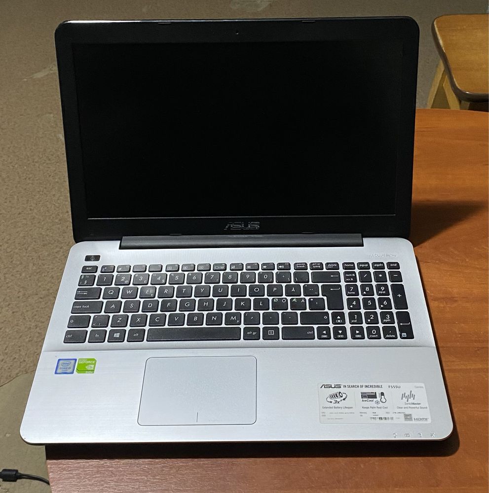 Ноутбук Asus F55u 15.6” 8GB RAM/128GB SSD+500GB HDD! D868