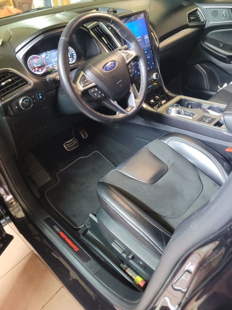 Sprzedam Ford Edge 2.7V6 ST 2022r przebieg 26500km