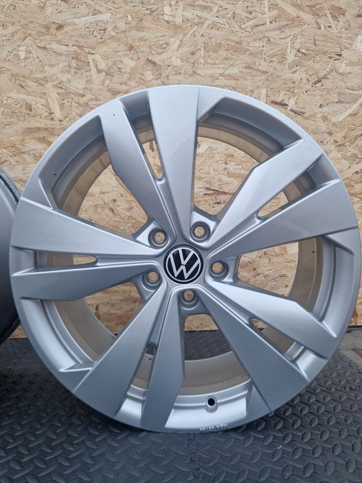 Felgi aluminiowe 5x112 19" VW OM 10a071499a